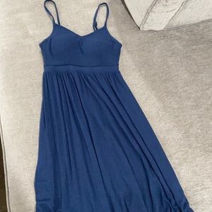 flowy dress with padding